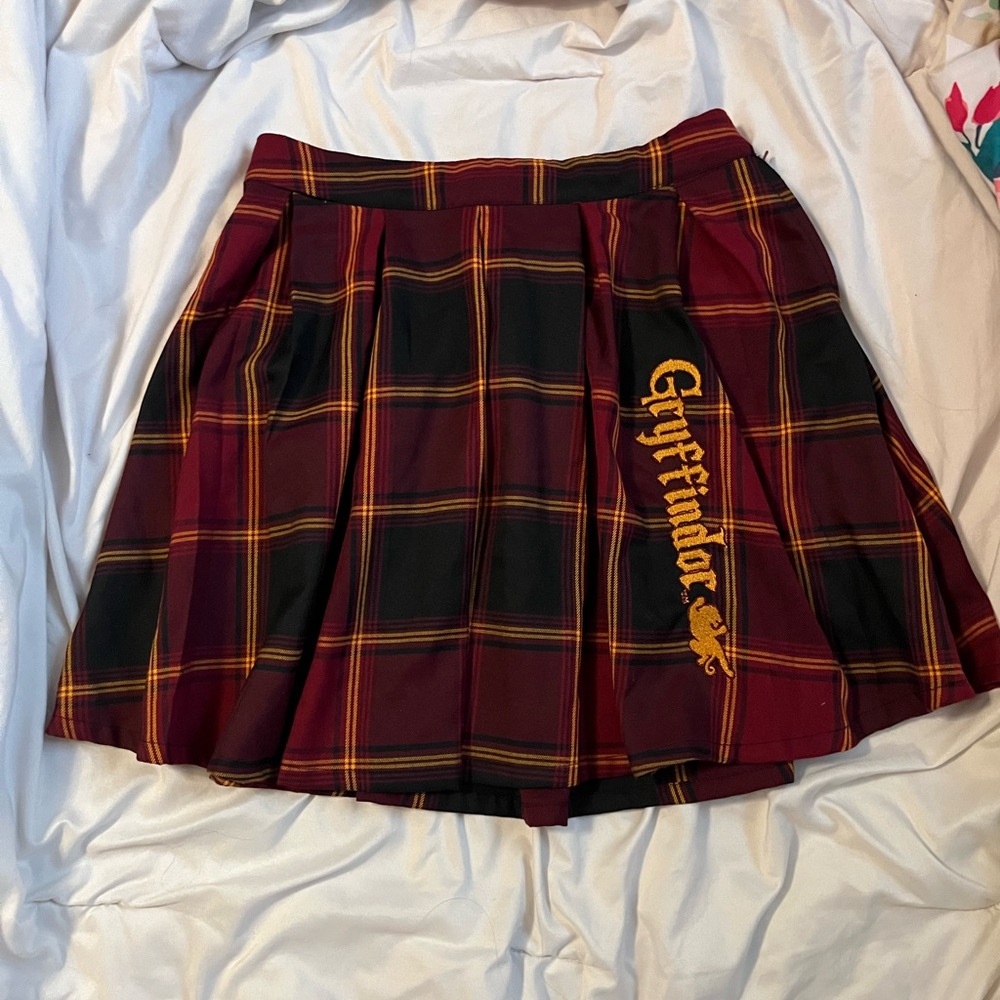 Warner Bros. Gryffindor Plaid Skirt - Red and Black
